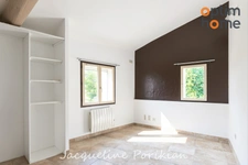 Charme et rénovation globale pour cette maison de village  3 pièces à VITROLLES EN LUBERON