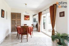Bastide 7 pièces  : le calme aux portes de Pertuis