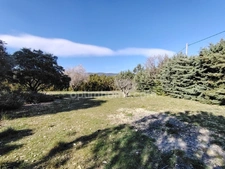 Terrain à vendre de 1 001,00 m² CUCURON (84)