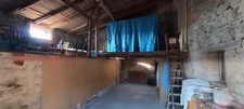 Corps de ferme à vendre 4 pièces LA CHAPELLE SUR USSON (63)
