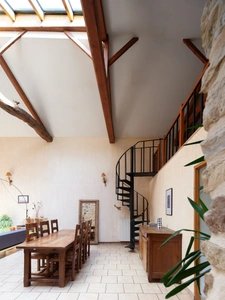 Maison à vendre 7 pièces VARENNES SUR USSON (63)