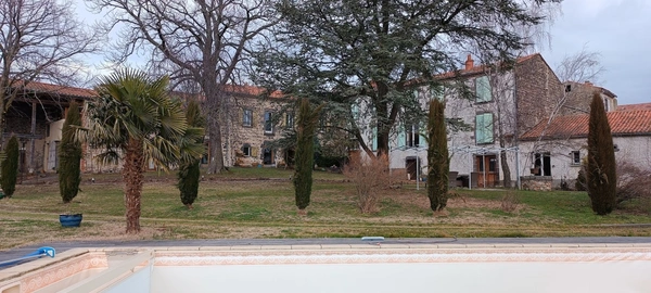 Maison à vendre 15 pièces BERGONNE (63)