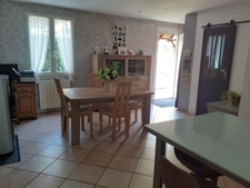 Maison à vendre 4 pièces COUDES (63)