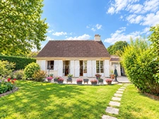 LIMOURS MAISON DANS UNE RESIDENCE TRANQUILLE 140 M² AVEC DEPENDANCE ET TERRAIN PLAT ET CLOS.PROCHE COMMODITES.