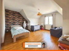 VALLEE DE CHEVREUSE. LE VAL SAINT GERAMIN. Maison de 170 m² avec 5 chambres sur un beau terrain de 2500 m².