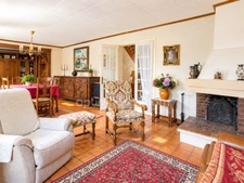 LIMOURS MAISON DANS UNE RESIDENCE TRANQUILLE 140 M² AVEC DEPENDANCE ET TERRAIN PLAT ET CLOS.PROCHE COMMODITES.