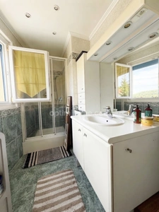 CHAMARANDE – Maison atypique 109 M² avec jardin de 860 m² et chalet aménagé