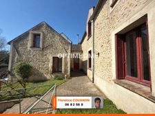 Maison de caractère atypique 10 pièces – Sainte-Mesme – 230 m² – 5 chambres  avec garage 3 voitures.