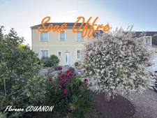 A 55 KM de PARIS. CORBREUSE 91410. Belle maison familiale de 163,04 M² loi carrez ( 189 M² habitable) avec 5/7 Chambres, garage et un beau jardin au calme..
