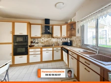 5KM NORD DOURDAN, Maison d’architecte 188,72 m², 3 chambres avec potentiel au prix de 399 000 EUROS.