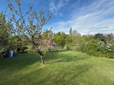 Vallée de Chevreuse. Terrain à bâtir de 700 m² non viabilisé au calme, vue dégagée, écoles à pieds, A10 à SAINT CYR SOUS DOURDAN (91)