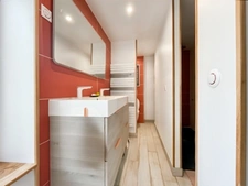Maison ancienne mitoyenne de 120 M² Lois carrez et 160 M² / 6 pièces entièrements rénovées avec gout. 3/4 Chambres, jardin clos et arboré de 600 m² à SAINT CYR SOUS DOURDAN (91)