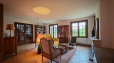 SAINT CYR SOUS DOURDAN (91)- 45 KM de PARIS. Maison familliale de 150 M² habitables (120 m² loi carrez) avec véranda 20 M² et beau jardin de 1000 M²