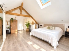Vallée de Chevreuse. Maison de caractère rénovée 120 m² | Suite parentale | Garage | Dépendances | Terrain 424 m² | Terrasse 35 m²