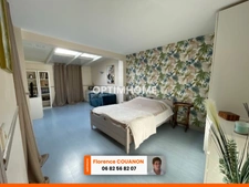 45 mn au sud de PARIS. ST CYR SOUS DOURDAN. Belle Maison de 175 M² HAB avec 3/4 chambres...Dépendances et un beau Jardin de 1385 M² clos et arboré.