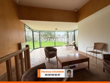Maison atypique idéale pour recevoir à Sainte Mesme (78) – 230 m², 5 chambres, garage pour 3 voitures.