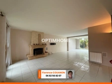 45 mn au sud de PARIS. ST CYR SOUS DOURDAN. Belle Maison de 175 M² HAB avec 3/4 chambres...Dépendances et un beau Jardin de 1385 M² clos et arboré.