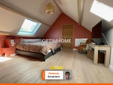 Maison ancienne mitoyenne de 120 M² Lois carrez et 160 M² / 6 pièces entièrements rénovées avec gout. 3/4 Chambres, jardin clos et arboré de 600 m² à SAINT CYR SOUS DOURDAN (91)