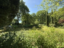 45 KM DE PARIS. Maison de 157 M² avec 5 chambres sur 9788 M² au Val St Germain.