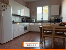 A 55 KM de PARIS. CORBREUSE 91410. Belle maison familiale de 163,04 M² loi carrez ( 189 M² habitable) avec 5/7 Chambres, garage et un beau jardin au calme..