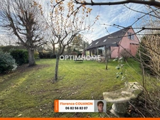 Vallée de Chevreuse. SAINT CYR SOUS DOURDAN (91)- 45 KM de PARIS. Maison familliale de 150 M² habitables (120 m² loi carrez) avec véranda 20 M² et beau jardin de 1000 M² -