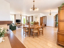 Maison 123m² à vendre 6 pièces (3 chambres) avec sous sol total et terrain à ORSAY (91). Au calme, proche commerces et grands axes.