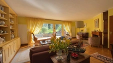 45 KM DE PARIS. Maison de 157 M² avec 5 chambres sur 9788 M² au Val St Germain.