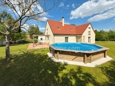 – Saint-Cyr-sous-Dourdan. Charmante maison de 137M ² habitables / 4 chambres / 1320 Piscine & Dépendance de 50 m²