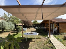 CHAMARANDE – Maison atypique 109 M² avec jardin de 860 m² et chalet aménagé