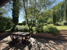 45 KM DE PARIS. Maison de 157 M² avec 5 chambres sur 9788 M² au Val St Germain.