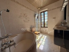 Une propriété d'exception au cœur de la nature 9900 M² . Maison de 200 m – À 20 minutes de Dourdan.
