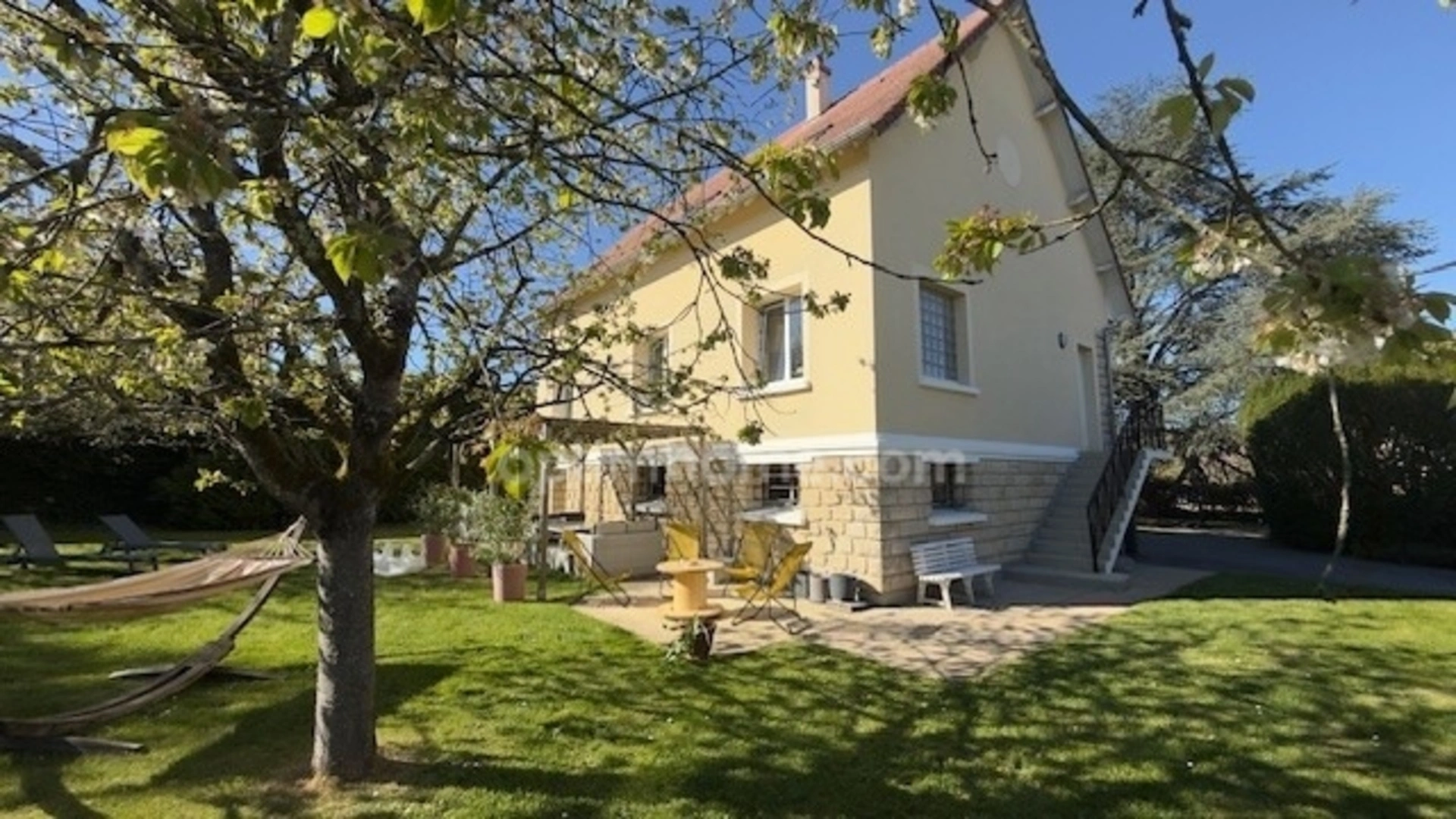 Maison 6 pièces 180 m² · à Dourdan · 180 m² · 473 000 €