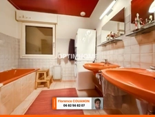 45 KM DE PARIS. Maison de 157 M² avec 5 chambres sur 9788 M² au Val St Germain.