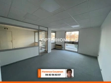 Local/bureau à vendre RAMBOUILLET (78). POSSIBILITE DE FAIRE UN APPARTEMENT A LA PLACE.
