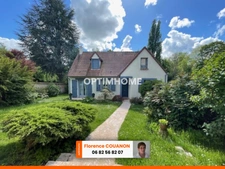 CYR SOUS DOURDAN. Belle Maison de 167 M² avec 3/4 chambres...Dépendances et un beau Jardin de 1385 M² clos et arboré.
