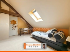 Appartement à vendre 4 pièces. Charme et Lumière : Duplex de 80 m² en Plein Cœur de Dourdan Cœur de Ville Historique | 3/4 Chambres | Faibles Charges | Aucun Travaux