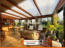 Vallée de Chevreuse. SAINT CYR SOUS DOURDAN (91)- 45 KM de PARIS. Maison familliale de 150 M² habitables (120 m² loi carrez) avec véranda 20 M² et beau jardin de 1000 M² -
