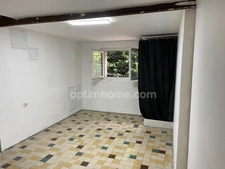 Grande propriété + 9 pièces comprenant 2 logements – 264 m² – Terrain arboré – Sans vis-à-vis Situation  Labessière-Candeil – À 25 min d’Albi / 45 min de Toulouse