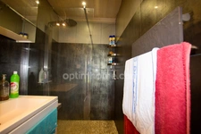 TOULOUSE Ensemble Immobilier / Une maison avec étage + 5 pièces  et une maison T3 en chartreuse de plain-pied secteur / Rte de Launaguet TOULOUSE 31200