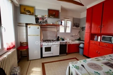 TOULOUSE Ensemble Immobilier / Une maison avec étage + 5 pièces  et une maison T3 en chartreuse de plain-pied secteur / Rte de Launaguet TOULOUSE 31200