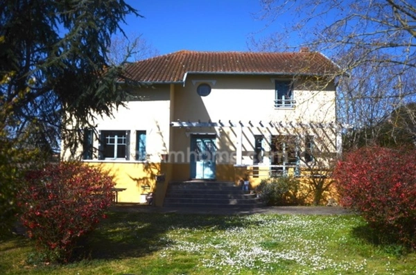 MURET-OX – PROPRIÉTÉ DE CARACTÈRE DES ANNÉES 30 – 230 m² – PARC ARBORÉ DE 4 707 m² – DÉPENDANCES – CADRE CHAMPÊTRE EXCEPTIONNEL