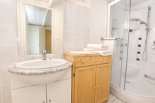 VILLARIÈS – VILLA FAMILIALE 179 M² AVEC PISCINE – 6 CHAMBRES – TERRAIN 1 500 M² – UN VÉRITABLE HAVRE DE PAIX