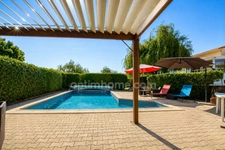 VILLARIÈS – VILLA FAMILIALE 179 M² AVEC PISCINE – 6 CHAMBRES – TERRAIN 1 500 M² – UN VÉRITABLE HAVRE DE PAIX