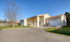 TOULOUSE SAINT SIMON / Superbe Villa lumineuse T5 de plain-pied moderne et bien agencée / Année 2016 / jardin /double garage