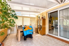 VILLARIÈS – VILLA FAMILIALE 179 M² AVEC PISCINE – 6 CHAMBRES – TERRAIN 1 500 M² – UN VÉRITABLE HAVRE DE PAIX