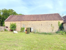 Forêt d'Othe Corps de Ferme a saisir !