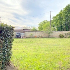 Forêt d'Othe Corps de Ferme a saisir !