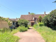 Maison à RENOVER 2 pièces A 15 mn de Sens Est