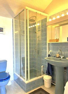 ILE AUX MOINES, VUE MER IMPRENABLE, APPARTEMENT EN RESIDENCE SUR LE PORT, 262000€ FAI