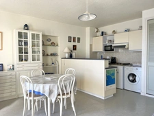 ILE AUX MOINES, VUE MER IMPRENABLE, APPARTEMENT EN RESIDENCE SUR LE PORT, 262000€ FAI